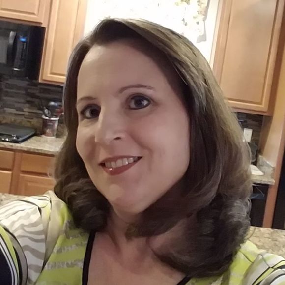 Meet your Posher, Maria - Picture 1 of 1